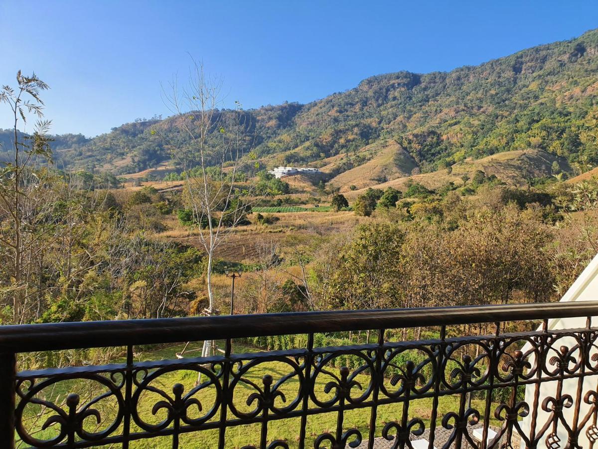 The Castell Condo By Nutthiwan Room 912 And 921 Amphoe Amphoe Khao Kho Exterior foto